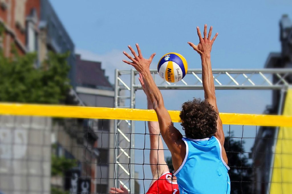 Beach volley, ecco come si gioca davvero: regole, squadra e dettagli che fanno la differenza