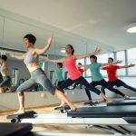 Pilates o Yoga? Ecco cosa cambia davvero e quale allenamento valorizza meglio il tuo corpo